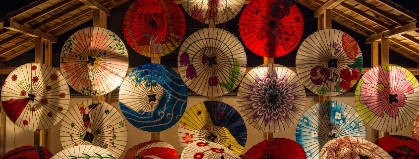 japanese-umbrellas-636870_1920